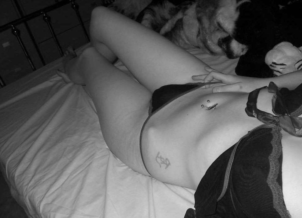 15P Self-shooting teen cutie posing seductively