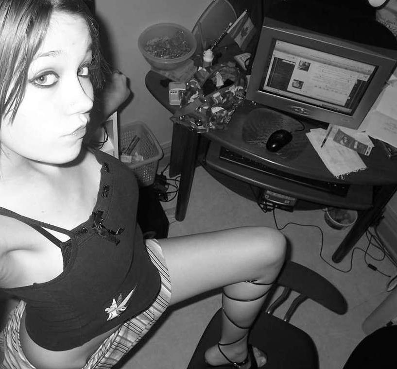 15P Self-shooting teen cutie posing seductively