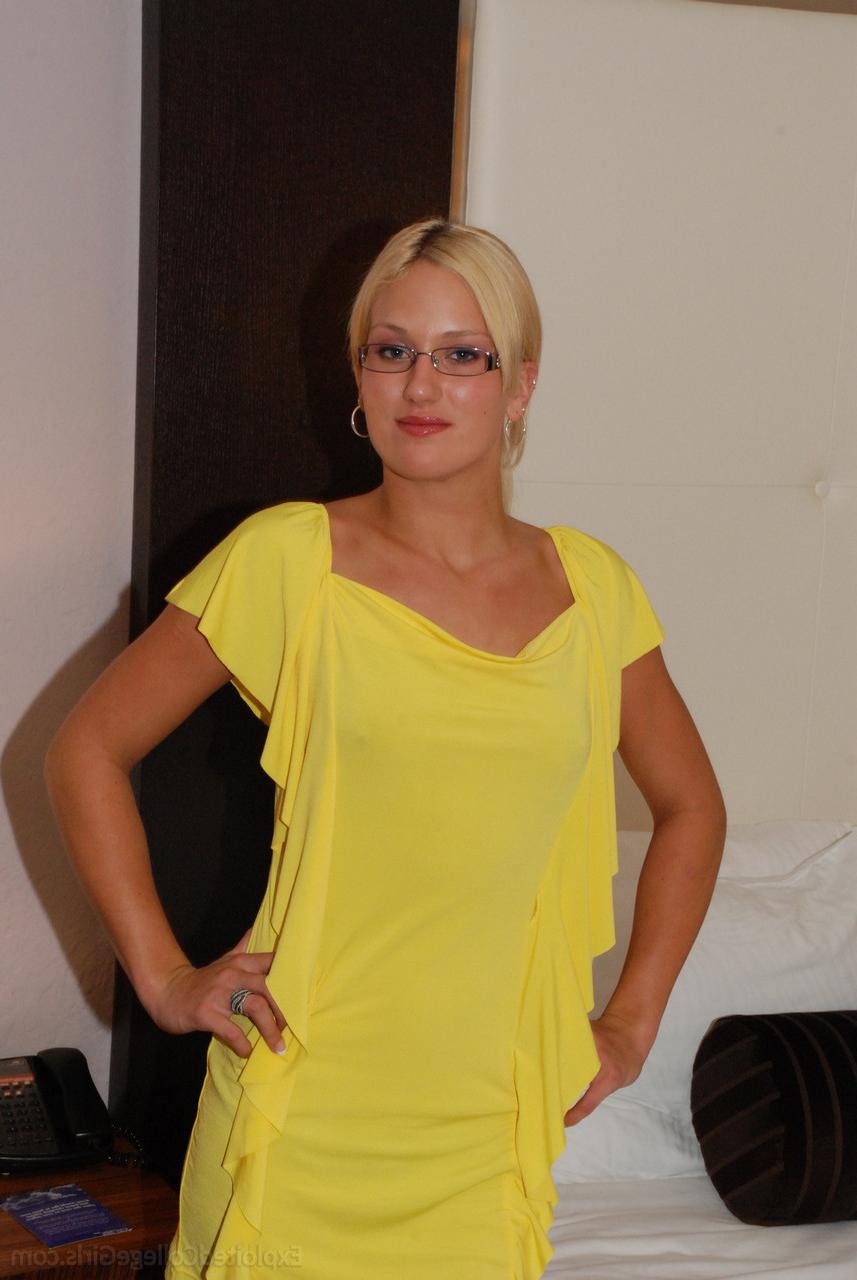 16P Amateur college freshman girl wearing glasses