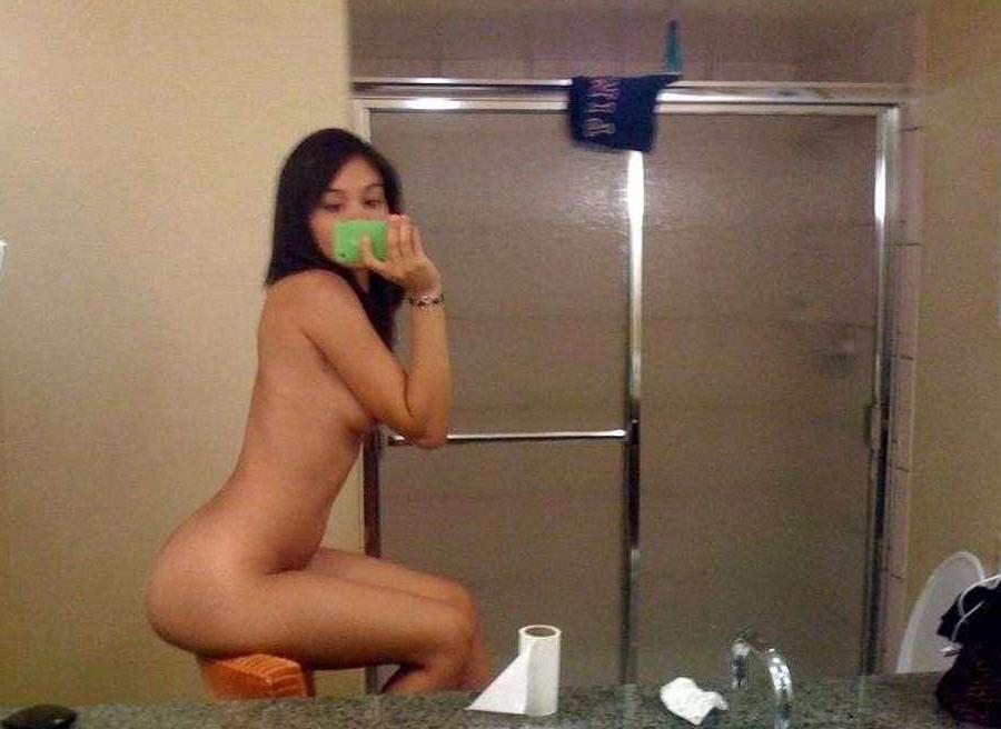 16P Pictures of various camwhore amateur hotties