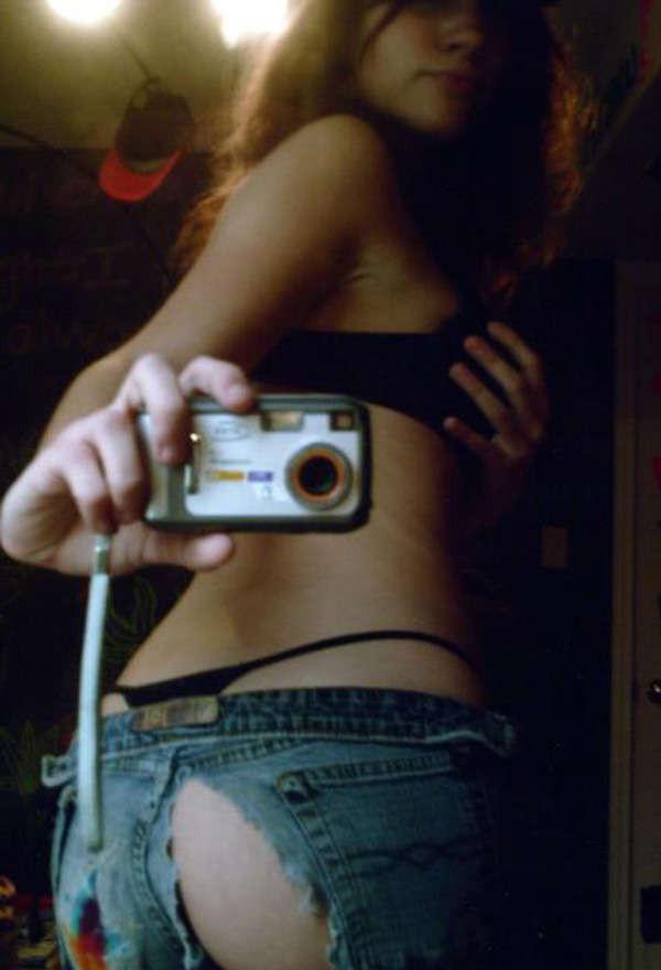 16P Photo compilation of a hot vain babe