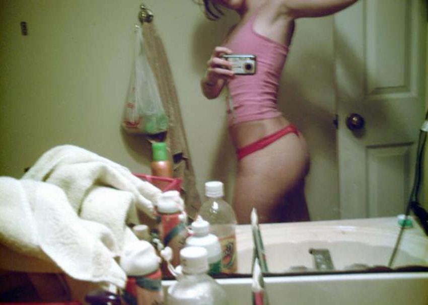 16P Photo compilation of a hot vain babe