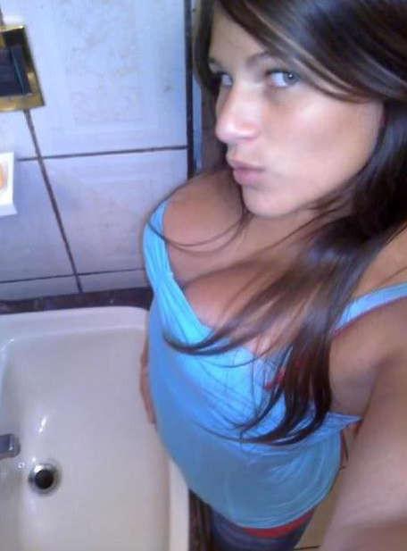 16P Photos of gorgeous girls camwhoring
