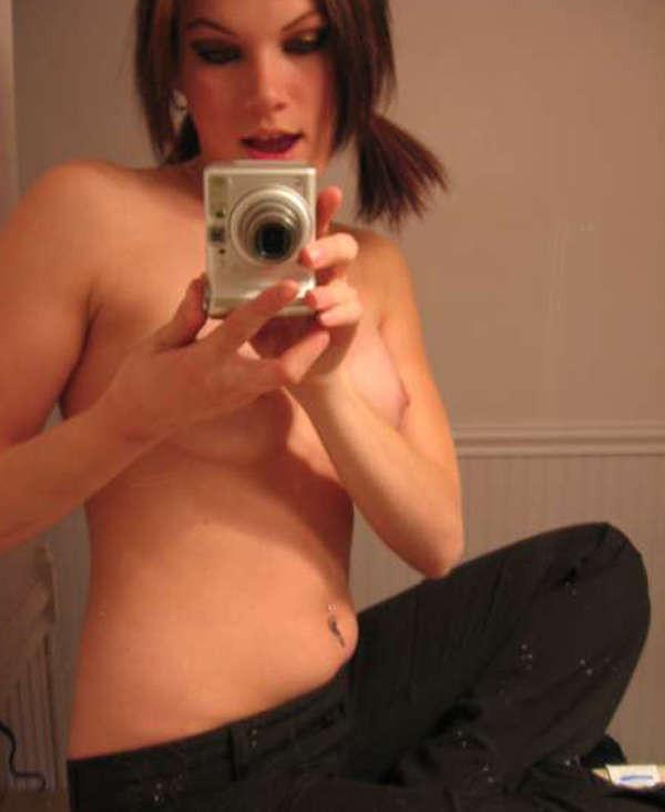 16P Photos of gorgeous girls camwhoring