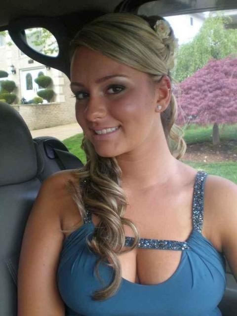 16P Photos of gorgeous girls camwhoring