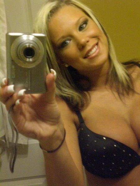 15P Photo compilation of hot prom queens' selfpics
