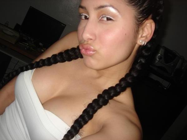 15P Photos of self-shooting gorgeous babes