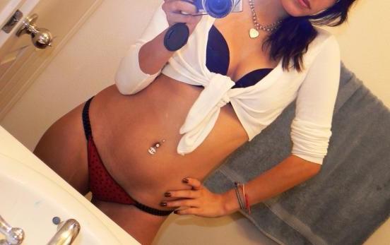 16P Hot and lovely ladies camwhoring