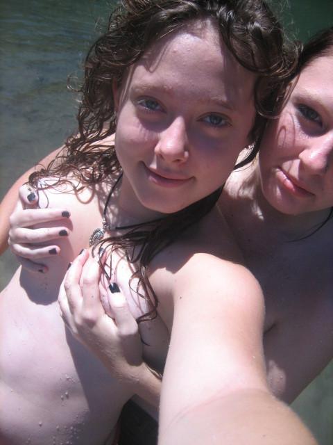 16P Brunette GFs selfpics