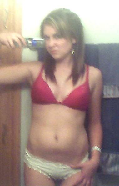 18P Various bikini babes
