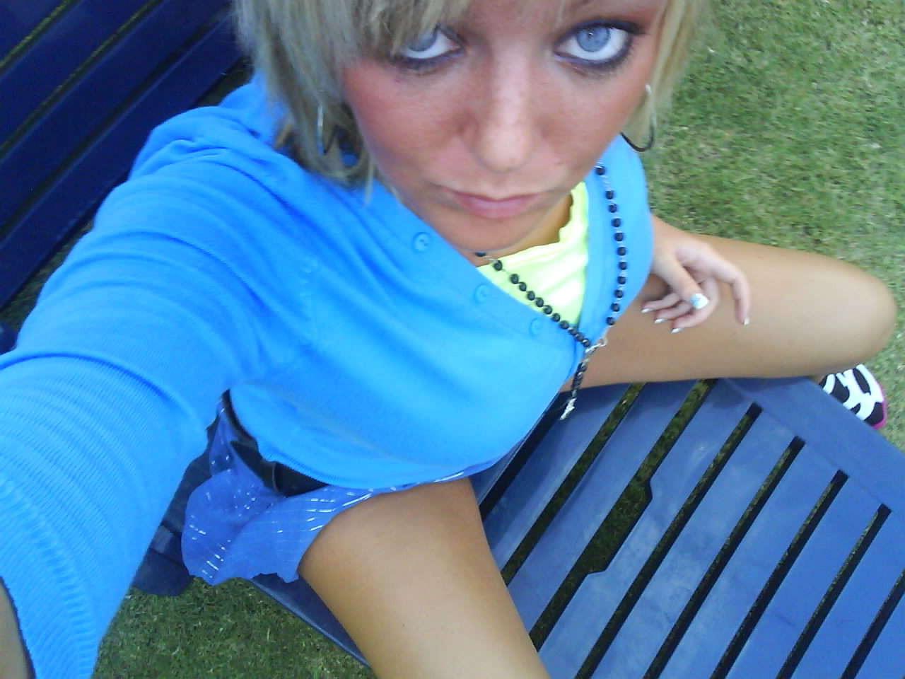15P Selfshooting blonde with nice tits