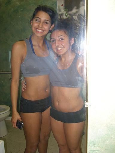 16P Selfshooting hotties