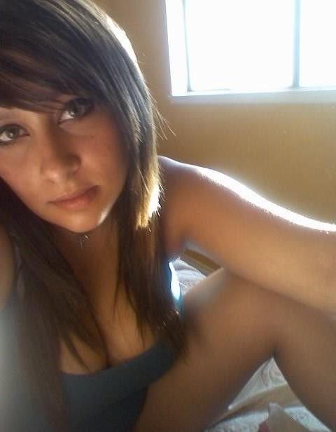 16P Selfshooting hotties