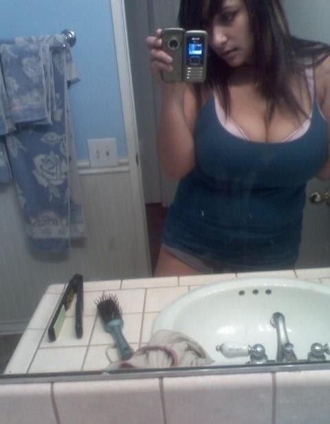 16P Selfshooting hotties