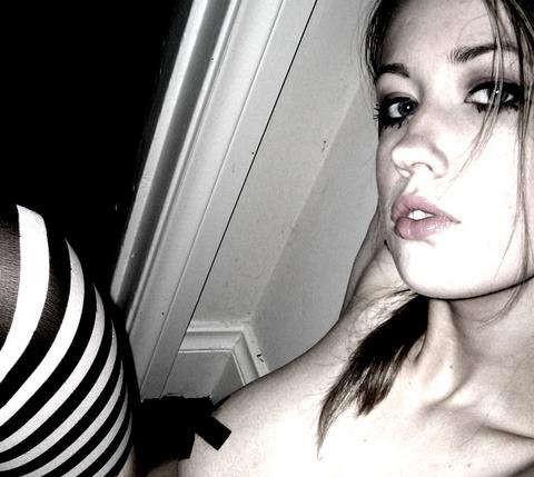 15P Titties selfpics