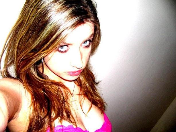 15P Titties selfpics