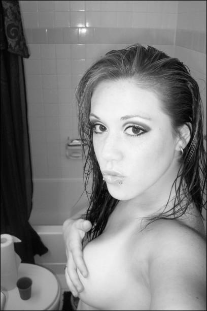15P Two busty selfshooters