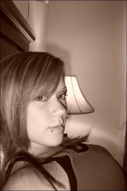 15P Two busty selfshooters