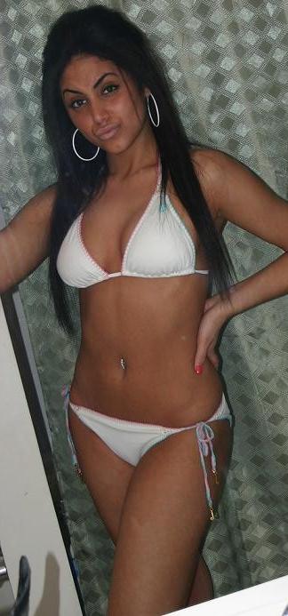 18P Chicks at the beach