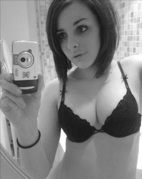 15P Gallery of horny girls part 2