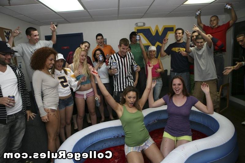 16P Mud wrestling coeds get naked at a college party