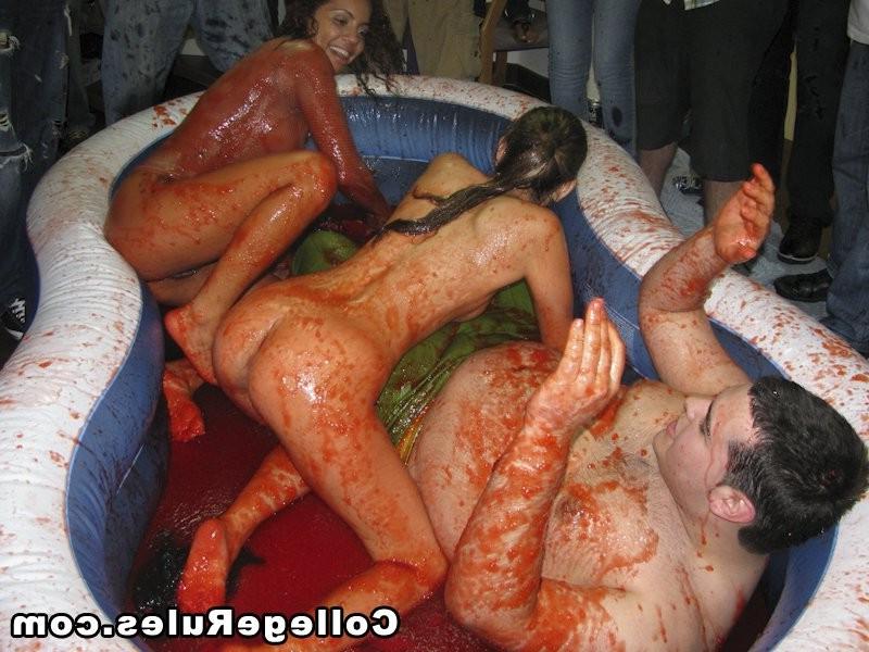 16P Mud wrestling coeds get naked at a college party