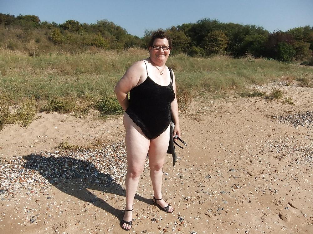 5P BJ on the Beach
