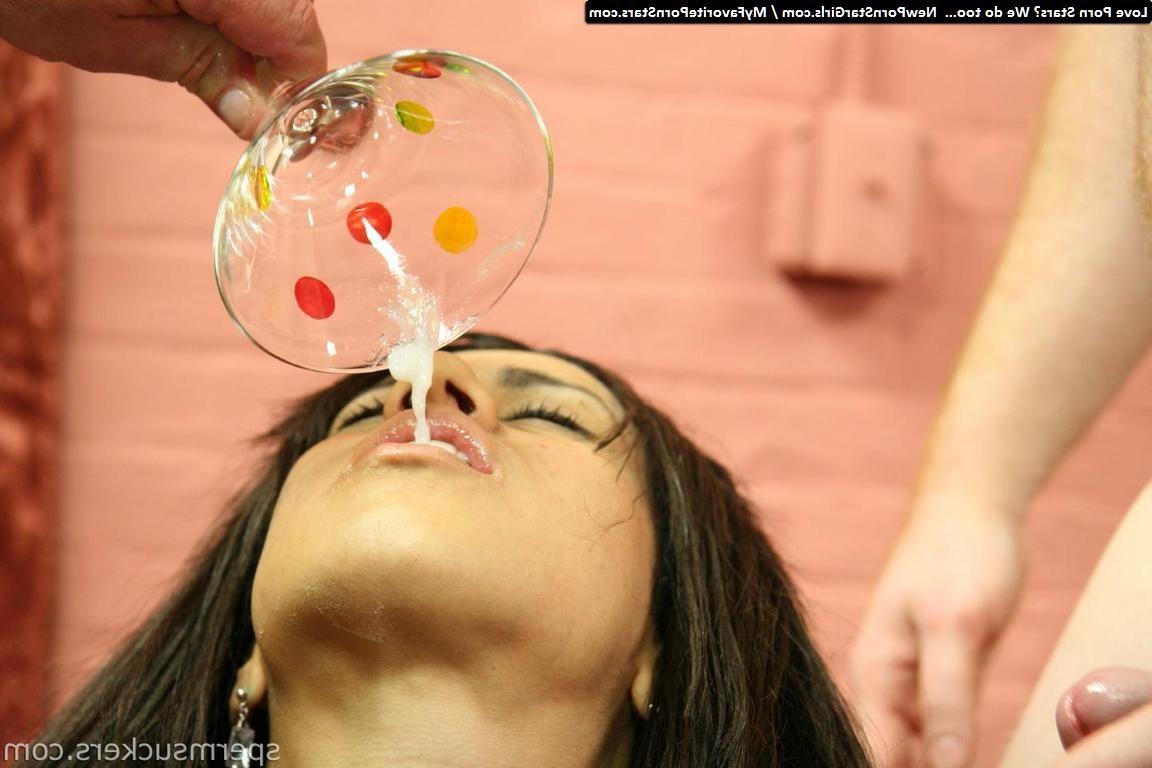 20P 19 year old Latina Porn Star Missy Vega drinks cum to pay bills
