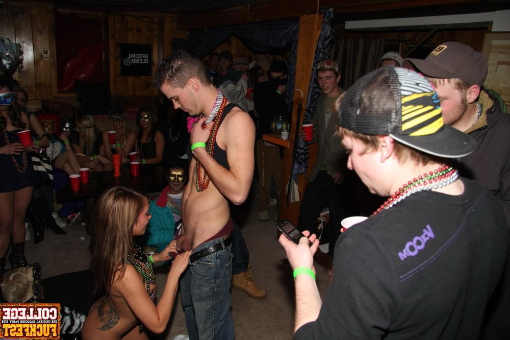 20P Drunk horny college girl gets fucked at the Mardi Gras Party