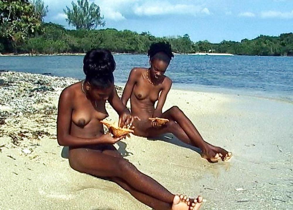 25P DAY AT THE BEACH 2 (LORDLONE)
