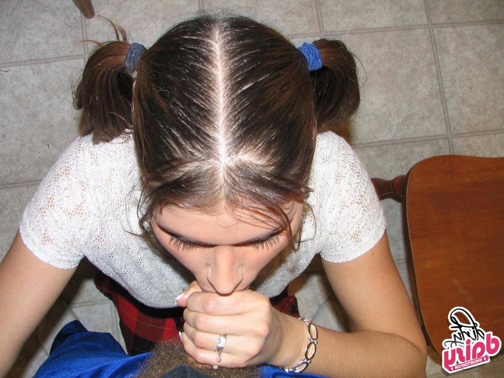 15P This schoolgirl housewife gets a sloppy facial