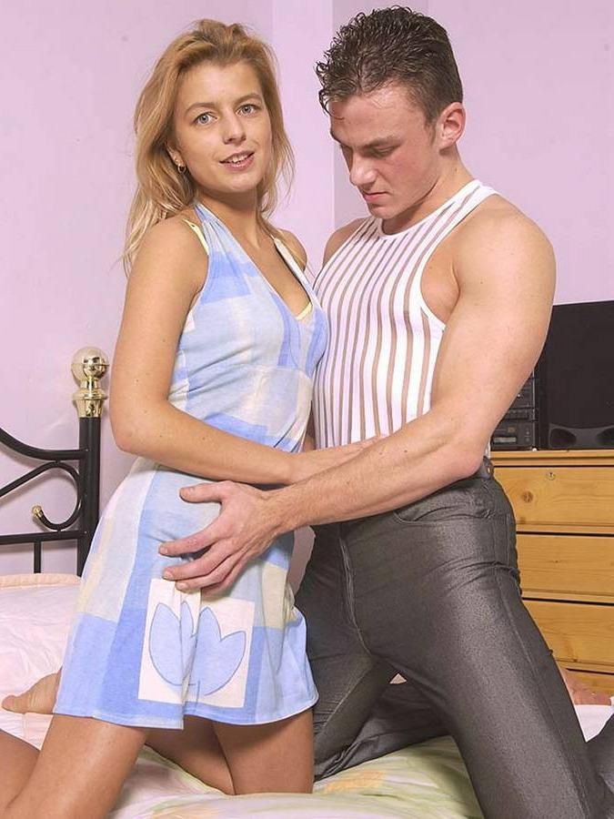 16P Babe gets big cock hard fuck ed and blowjob load