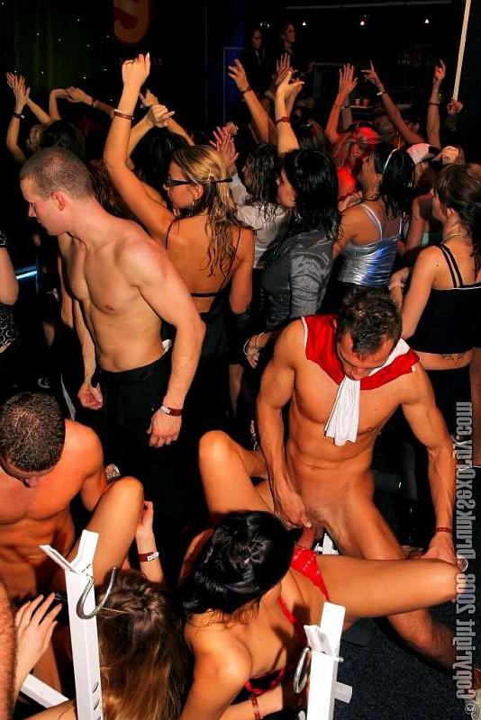 20P No babes face is left dry at a cum filled fitness fuck orgy