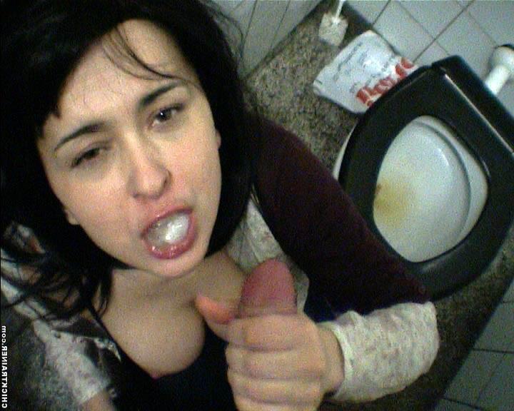 20P Public toilet blowjob with a nice facial and swallow