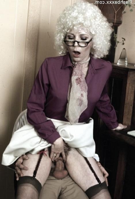 18P Frizzy hair secretary gets fucked hard in the 1970s