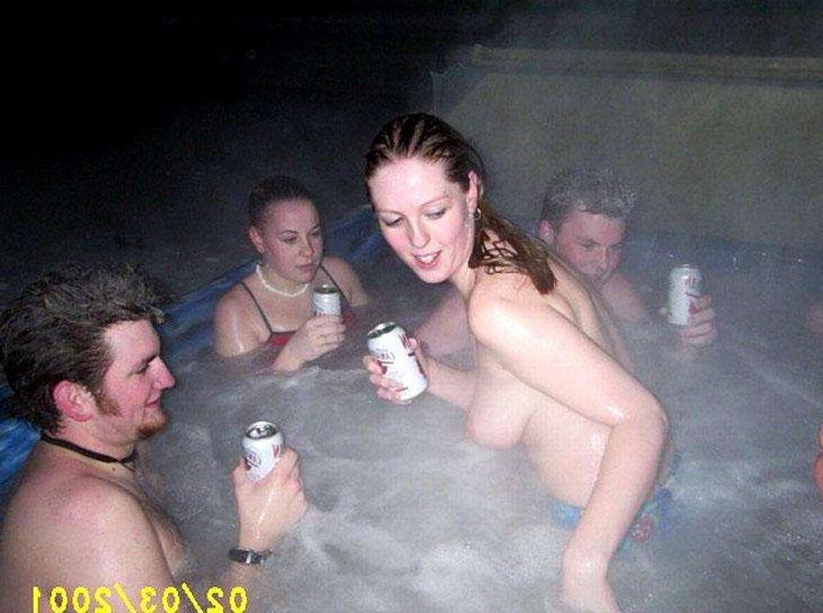 15P Hot Drunk College Chicks Flashing Perky Tits