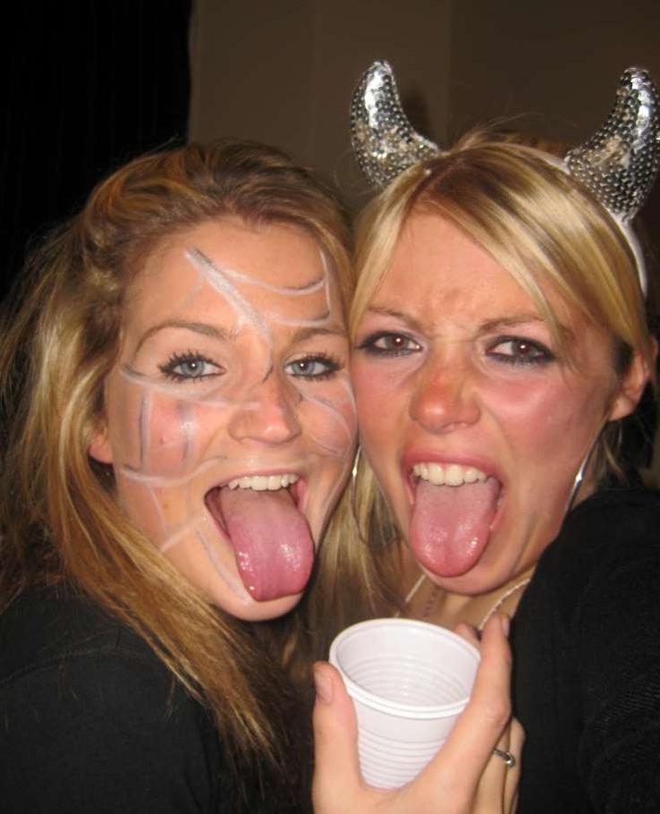 15P Drunk Naked College Girls Flashing Perky Tits At A Party