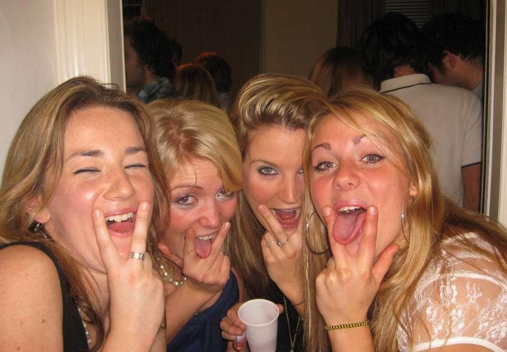 15P Drunk Naked College Girls Flashing Perky Tits At A Party
