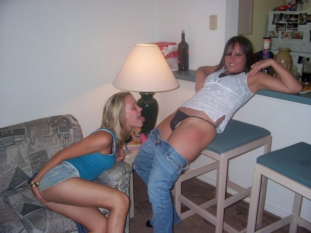 15P Drunk College Coeds Fucked Up And Flashing Naked