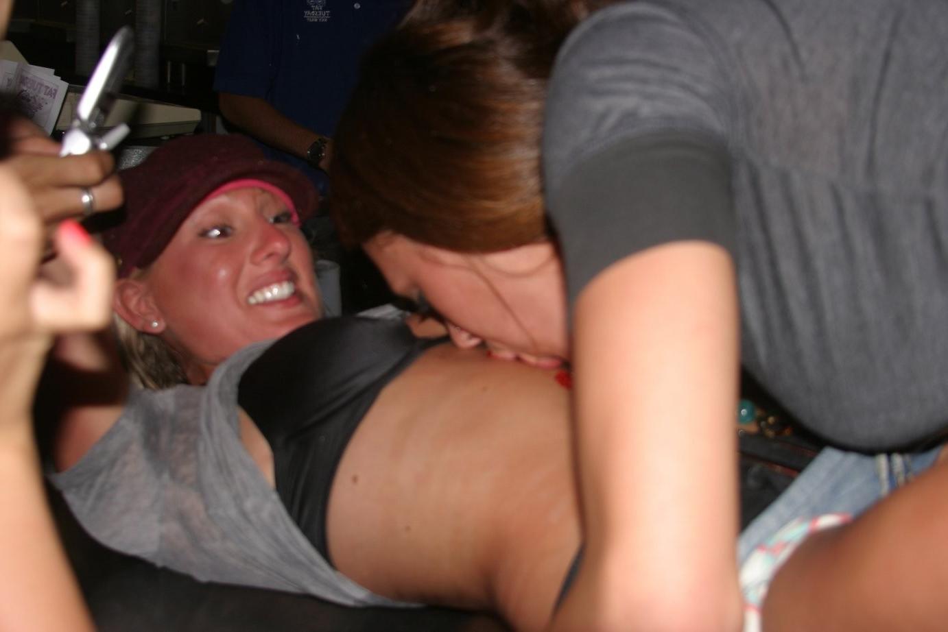 15P Drunk Spring Break College Chicks Flashing Tender Breasts