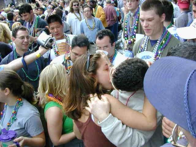 15P Drunk College Coeds Kissing At Crazy Rave Parties