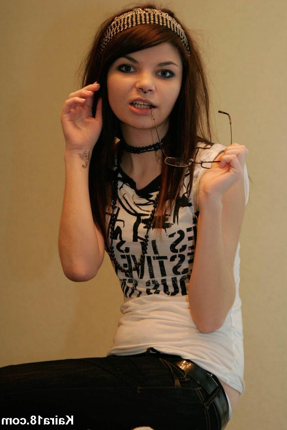16P Geeky emo teen girl