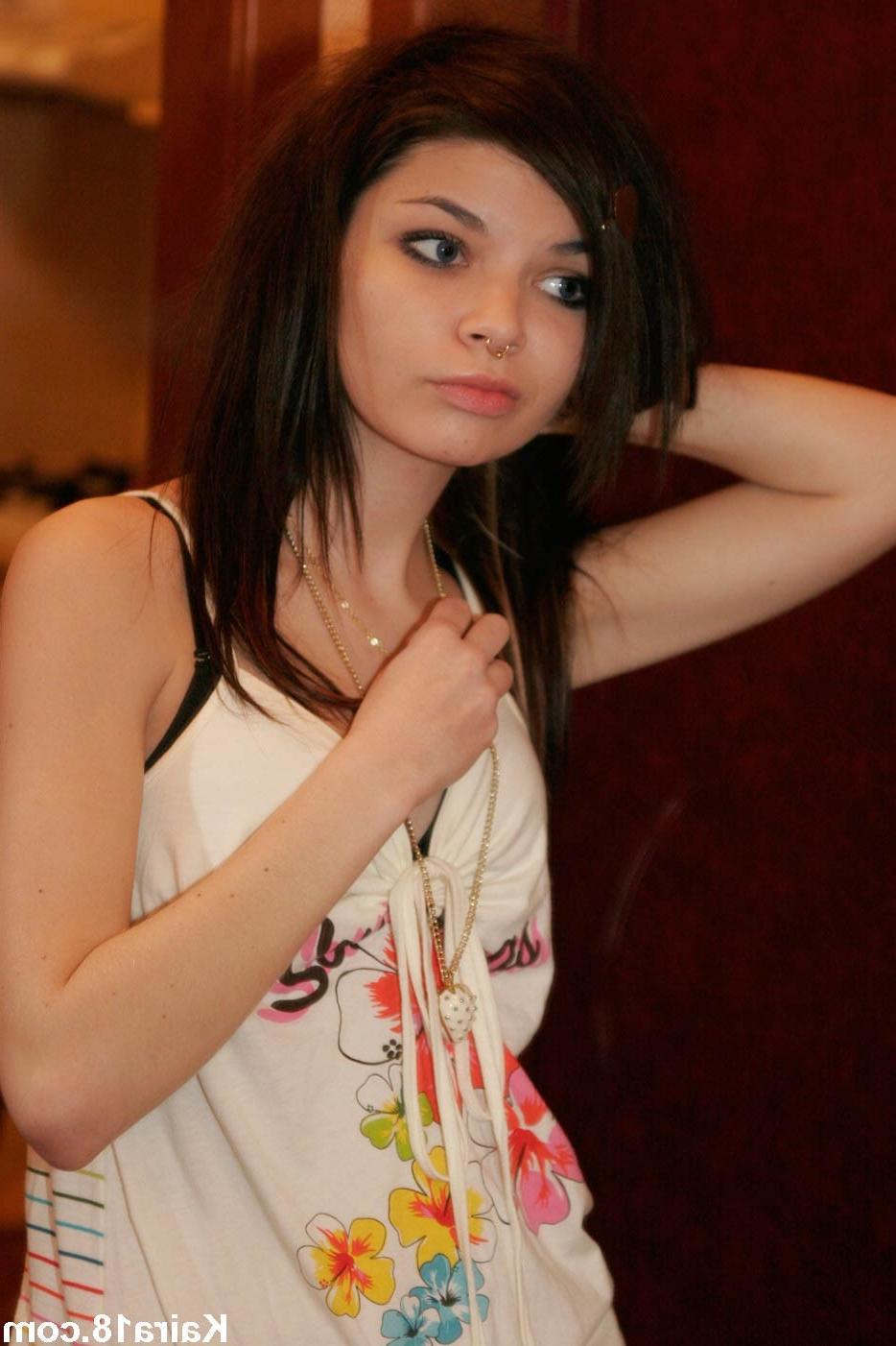 16P Geeky emo teen girl