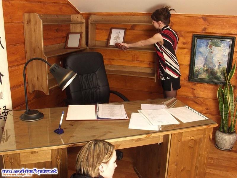 13P Alice and Ira eager office pantyhosers