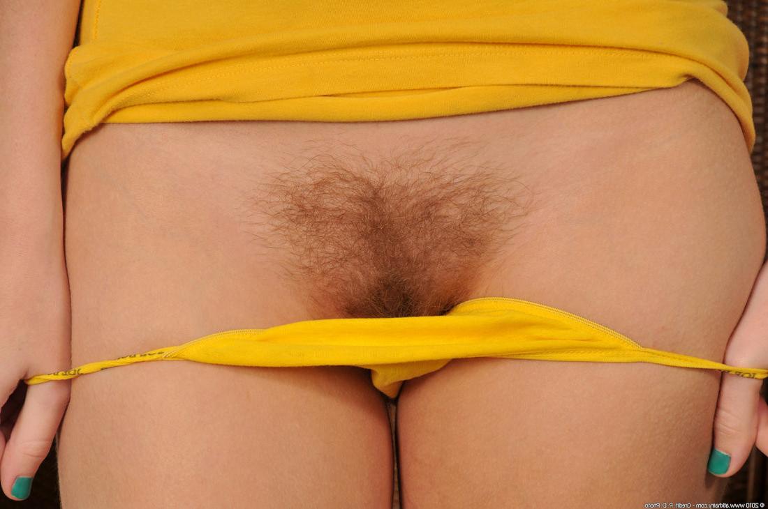 15P Hairy amateur blonde Amanda toys furry pussy