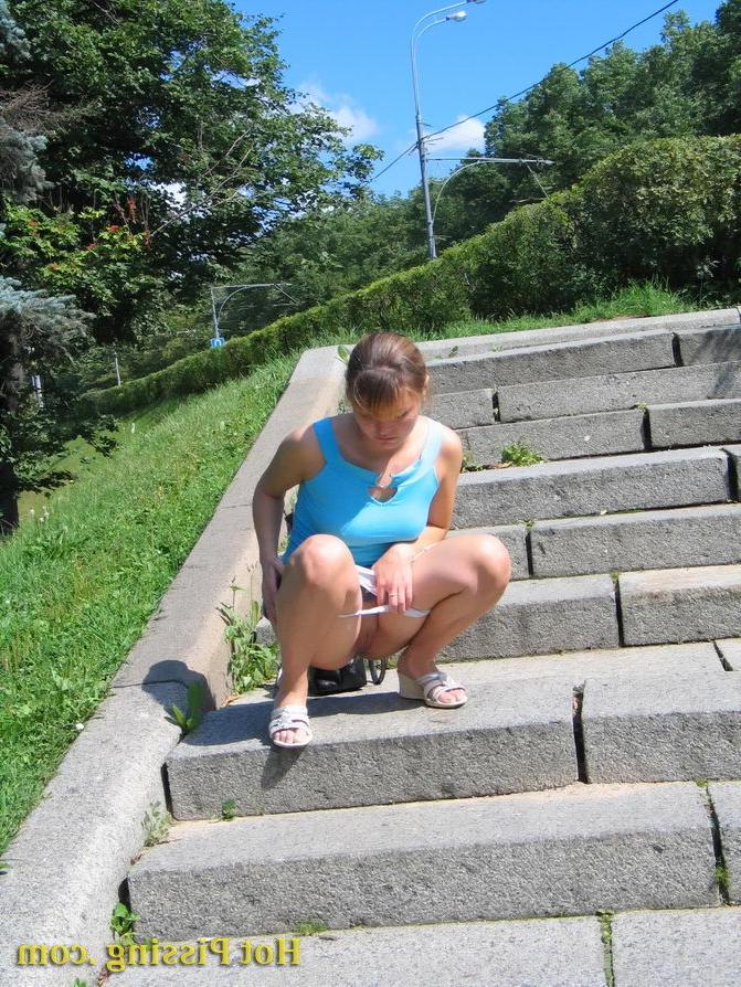 15P Cute girl squats and pulls down her panties to pee on the stony stairs