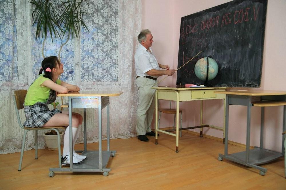 15P Horny old teacher nailing petite schoolgirl student after class