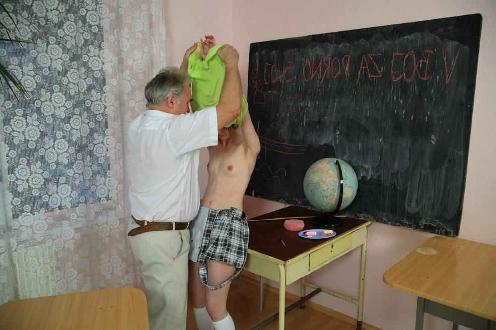 15P Horny old teacher nailing petite schoolgirl student after class