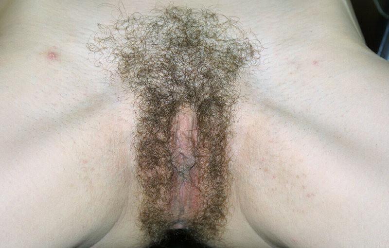 15P Hairy pussy amateur wide spreading