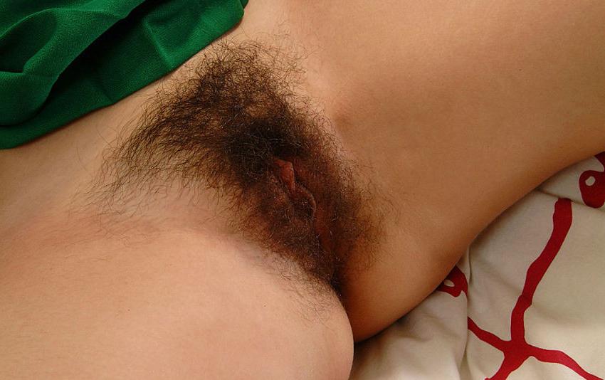 15P Amateur cheerleader with hairy bush